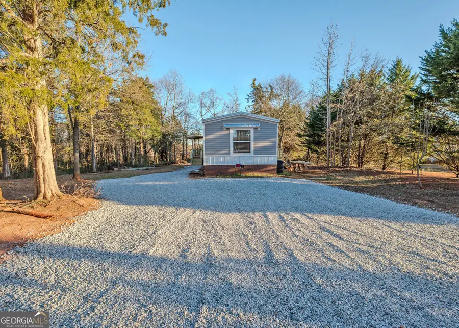 40 Spout Springs Court, Hartwell, GA 30643 - Image #2