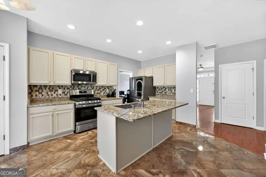 1322 Melrose Woods Lane, Lawrenceville, GA 30045 - Image #3