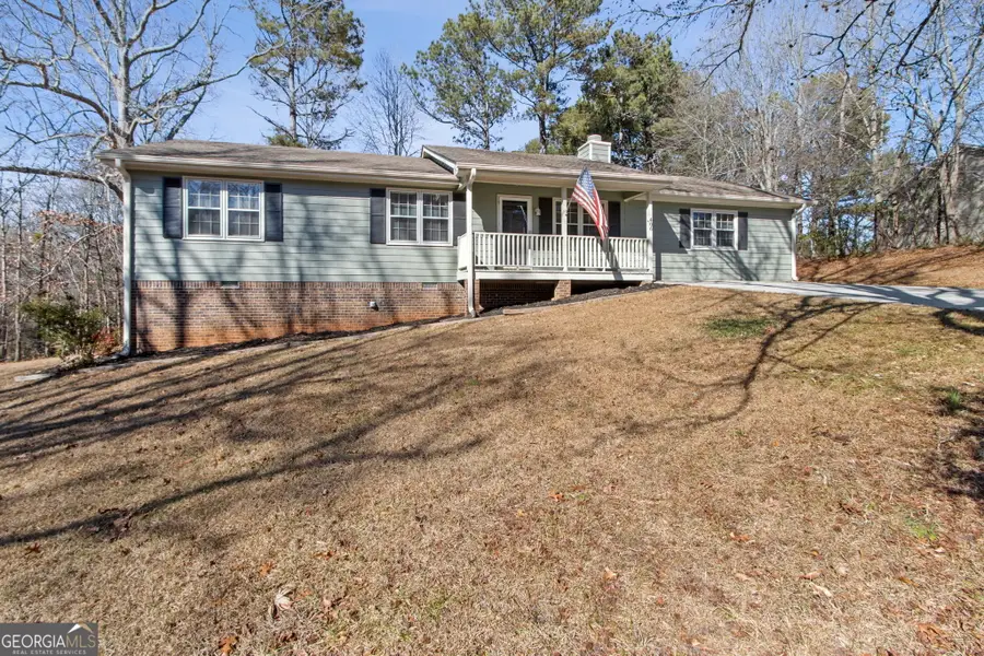 406 Farm Street, Loganville, GA 30052 - #2