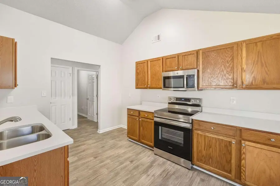 7137 Ravenwood Lane, Lithonia, GA 30038 - Image #2