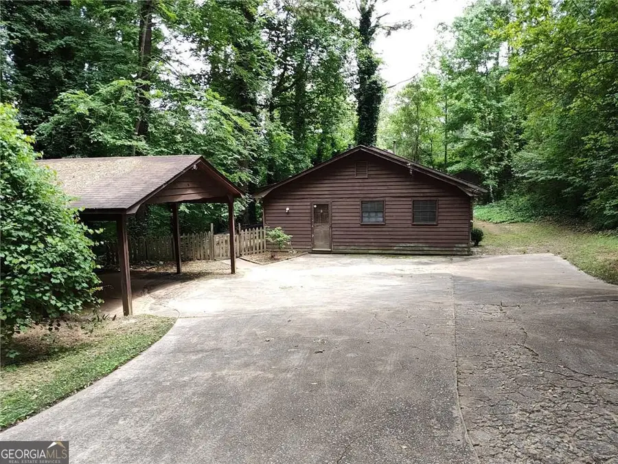 418 Honeysuckle Lane, Stockbridge, GA 30281 - #2