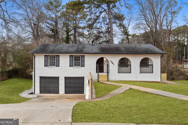 2347 Greenway Drive, Decatur, GA 30035