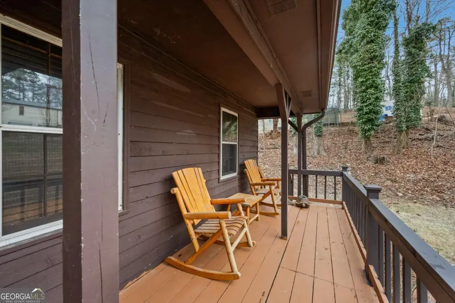 426 Riverlake Court, Woodstock, GA 30188 - Image #2