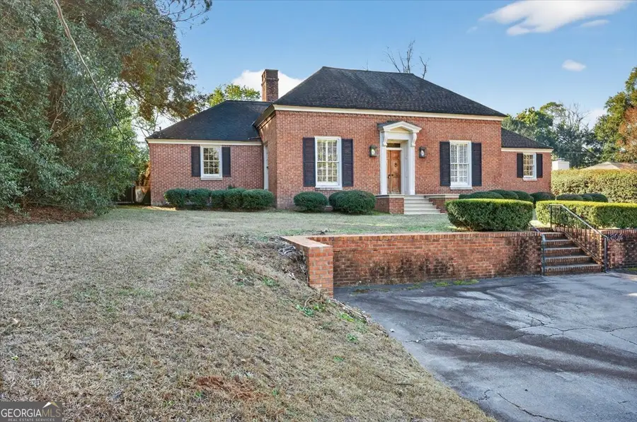 1802 Pine Forest Circle, Dublin, GA 31021 - Image #2