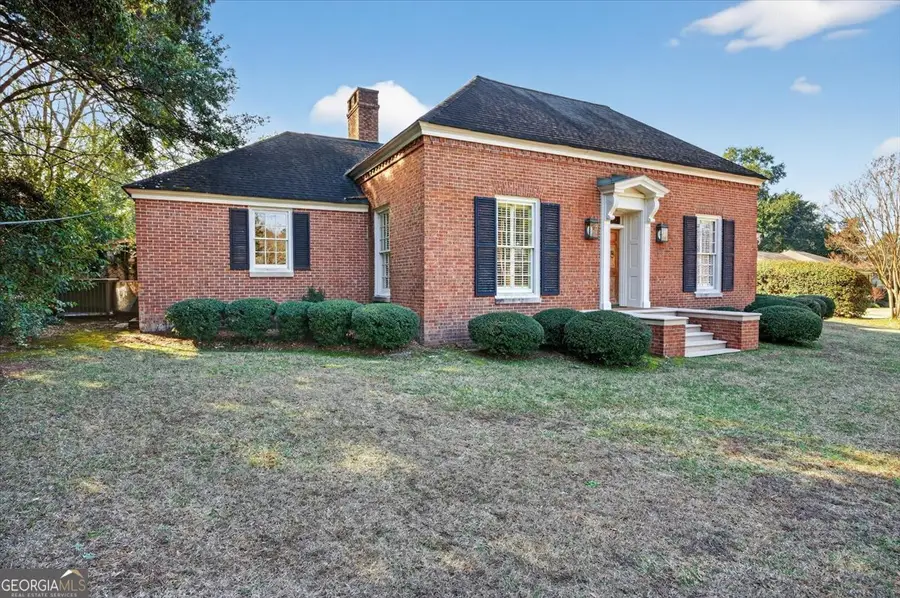 1802 Pine Forest Circle, Dublin, GA 31021 - Image #3
