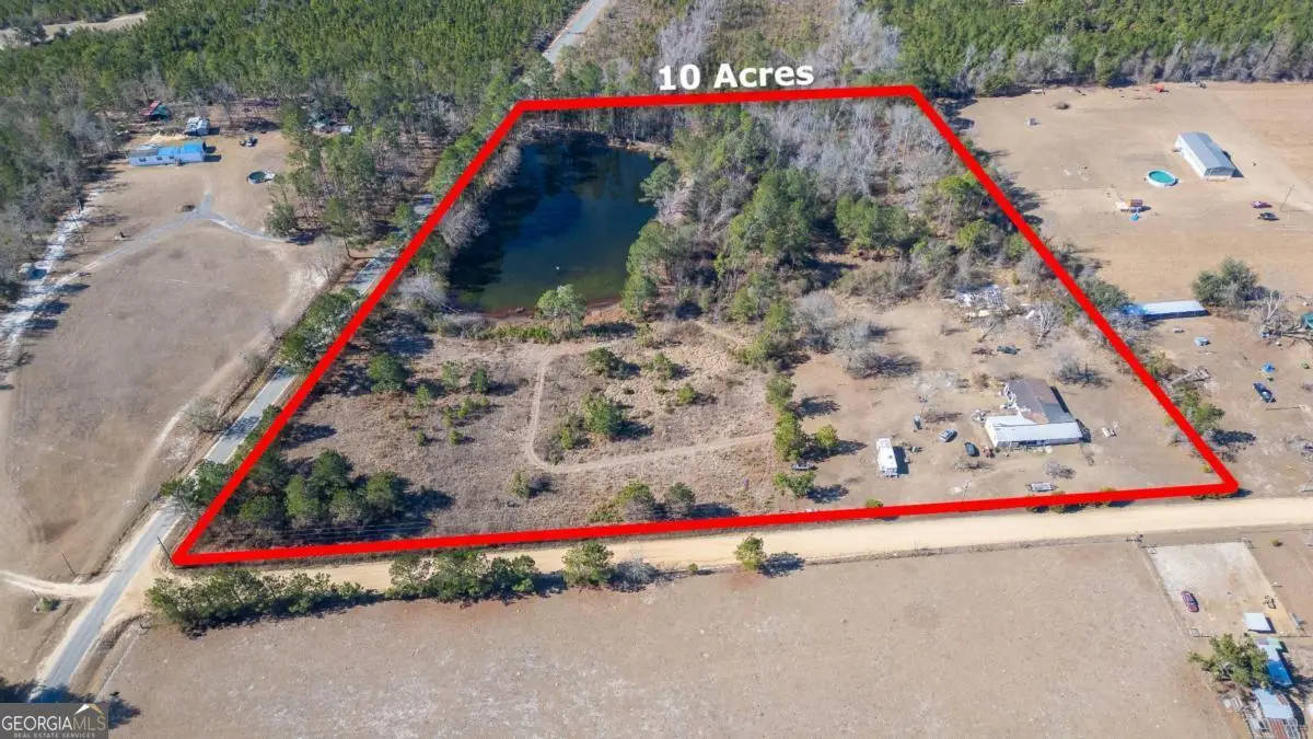 27 Ernest Carter Road, Hazlehurst, GA 31539 - Image #1