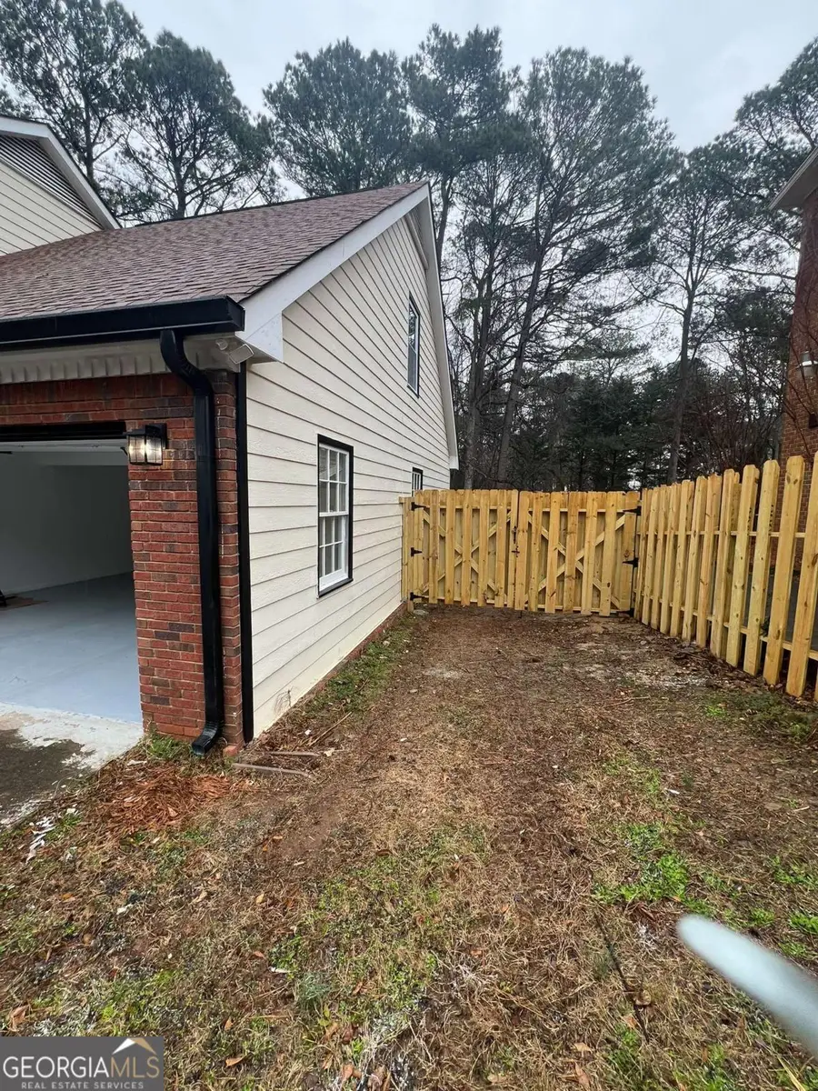 2388 Dakota Trail Sw, Lilburn, GA 30047 - Image #3