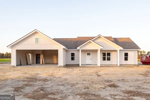 2068 Lentz Drive, Blackshear, GA 31516