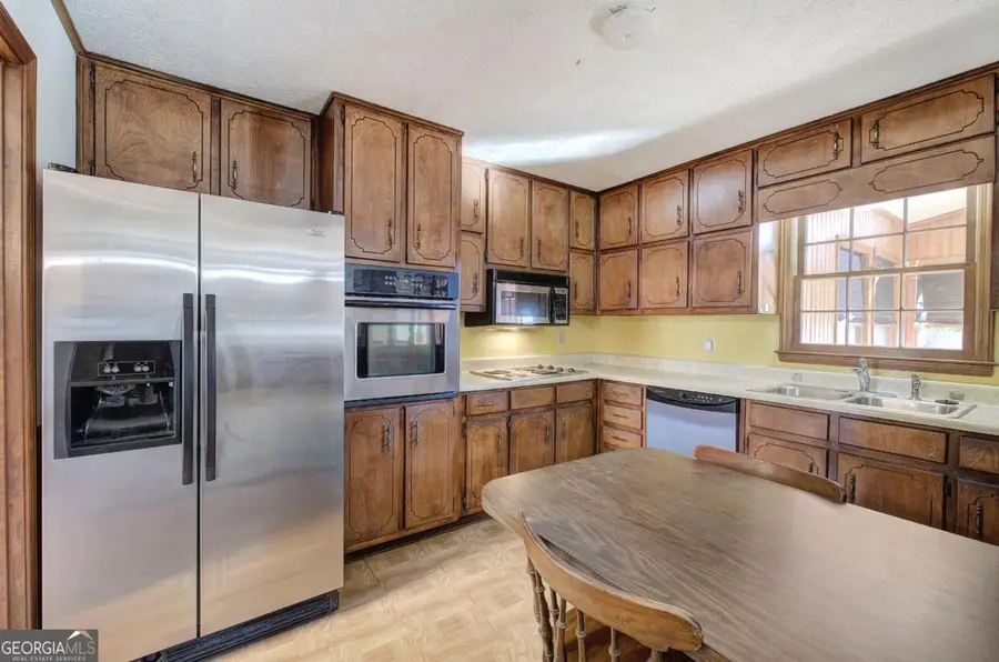 6334 Knights Way, Riverdale, GA 30296 - Image #3