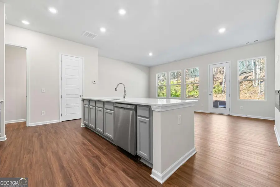 487 Bishop Lane, Woodstock, GA 30188 - Image #3