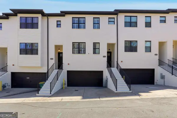 8005 Linfield Way, Atlanta, GA 30350