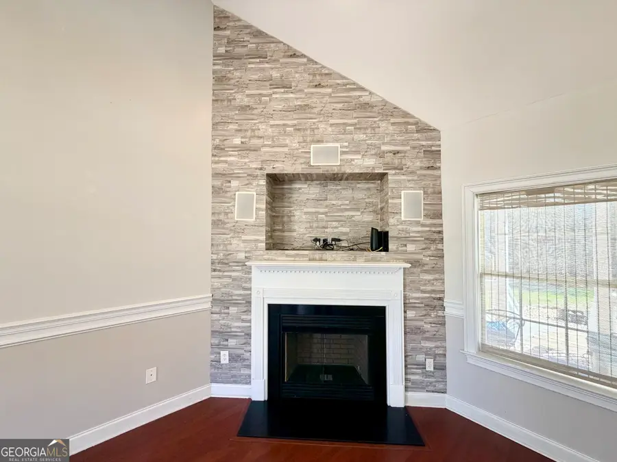 384 Lakemere Lane Nw, Milledgeville, GA 31061 - Image #3