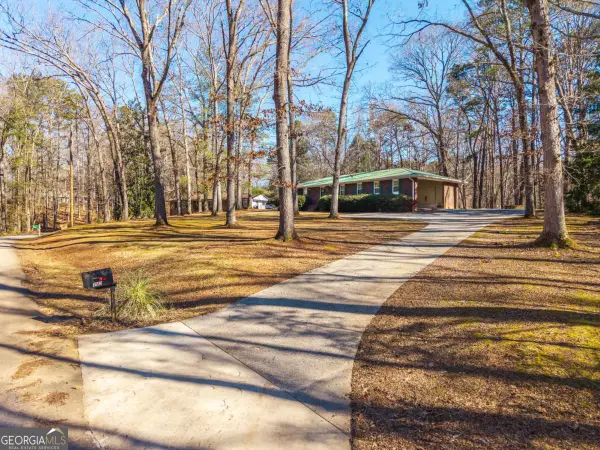 192 Saxon Court, Canton, GA 30114