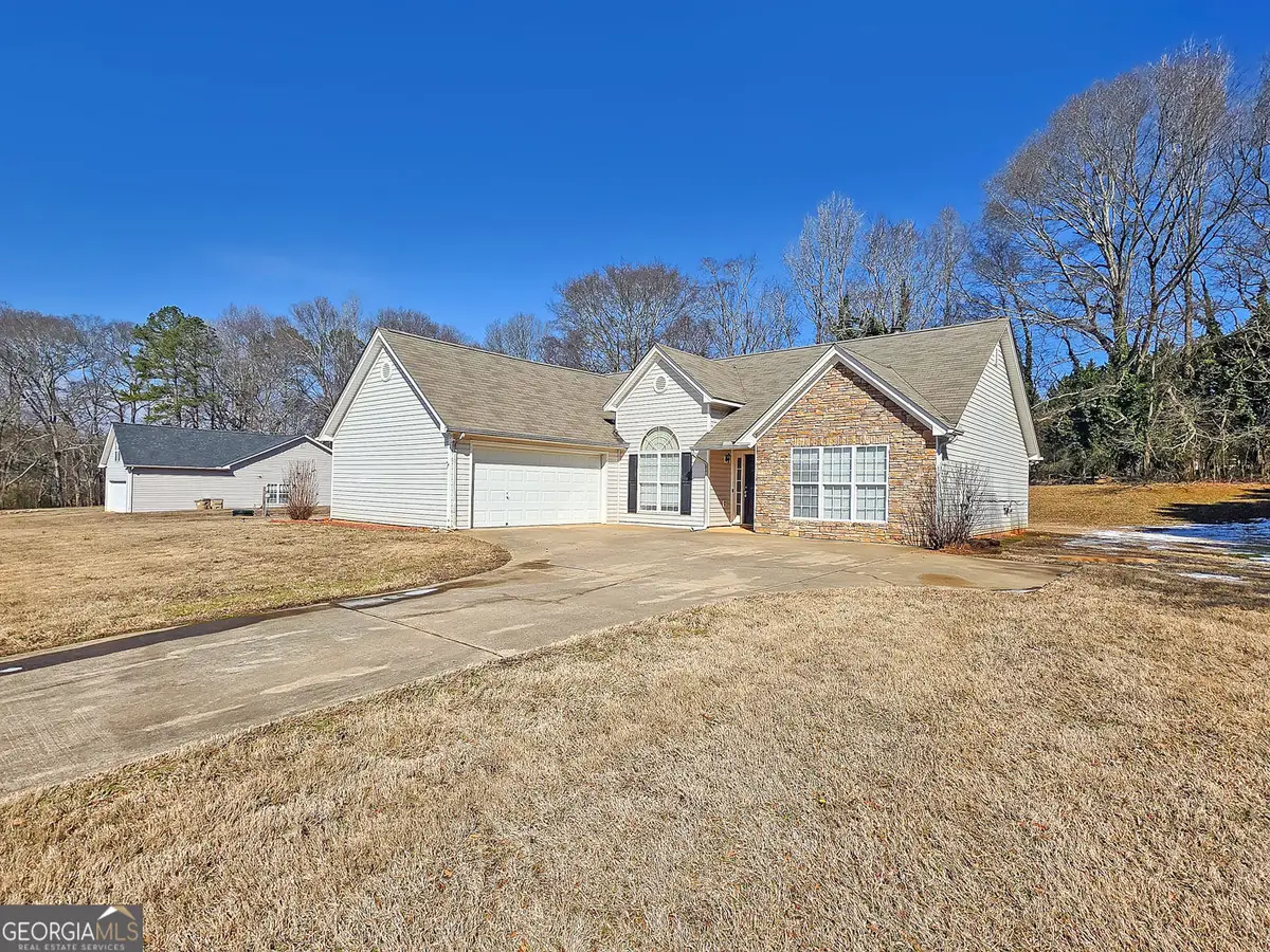 406 Kiley Drive, Hoschton, GA 30548 - Image #1