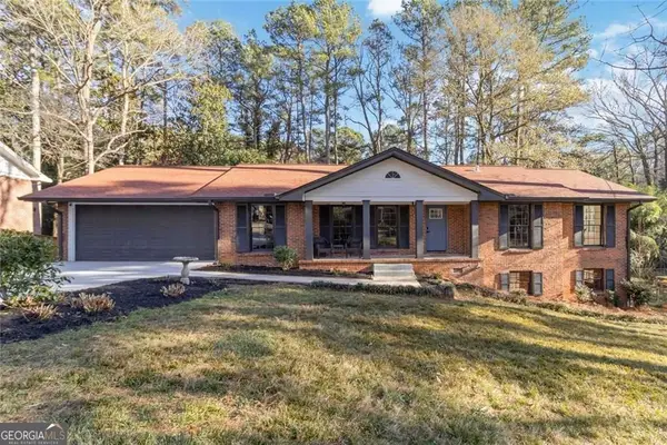 2927 Ponderosa Circle, Decatur, GA 30033