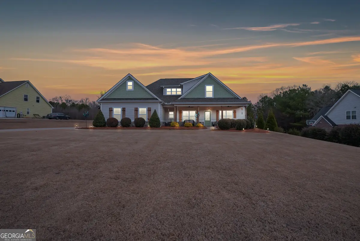 933 Ashley Glen Drive, Williamson, GA 30292 - Image #1