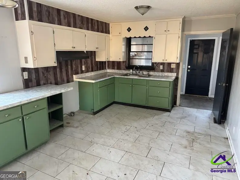 151 Edmundson Circle, Cochran, GA 31014 - #2