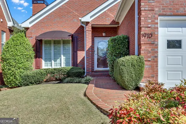 1910 Stockton Walk Lane, Snellville, GA 30078