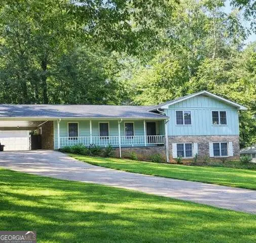 4362 White Oak Drive, Sugar Hill, GA 30518