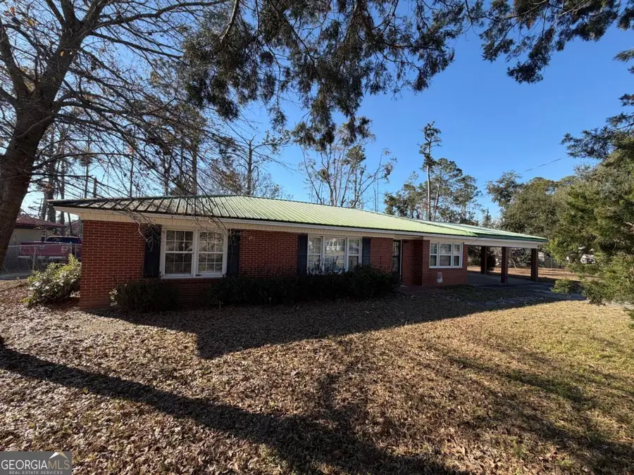 44 E Plum Street, Hazlehurst, GA 31539 - Image #2