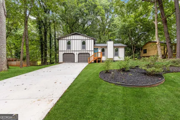 1097 Wildwood Lane, Lawrenceville, GA 30046