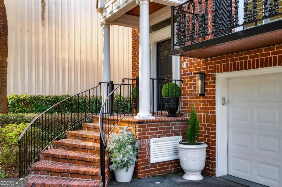 42 Chaucer Street, Savannah, GA 31410 - #2