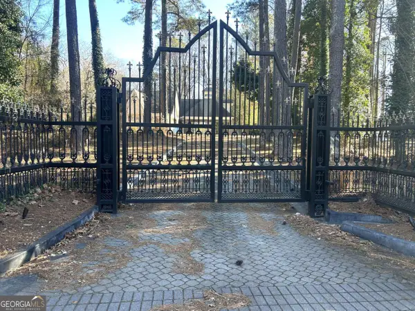 13039 Freemanville Road, Alpharetta, GA 30004