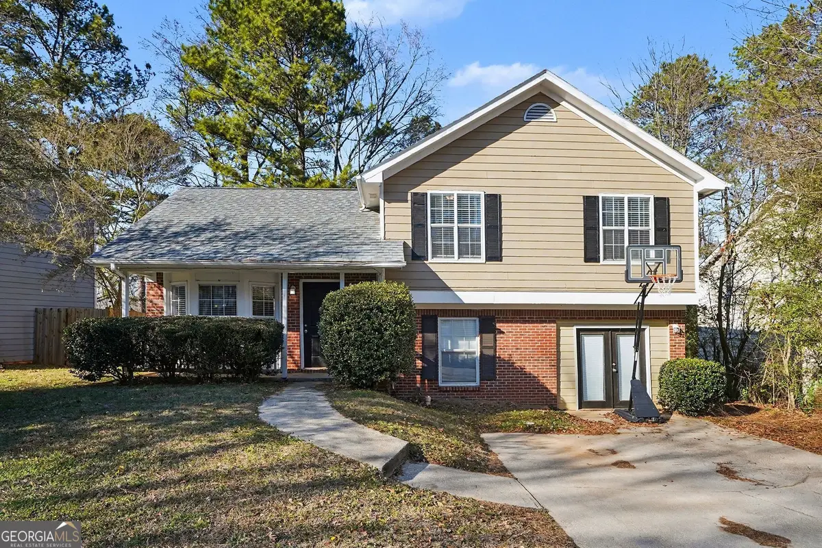 6048 Old Wellborn Trace, Lithonia, GA 30058 - Image #1