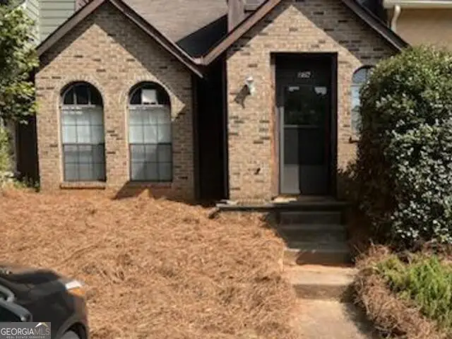 887 Brandy Oaks Lane, Stone Mountain, GA 30088 - Image #1