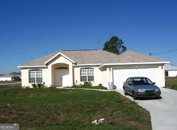 830 Unger Avenue, Fort Myers, FL 33913 - Image #1