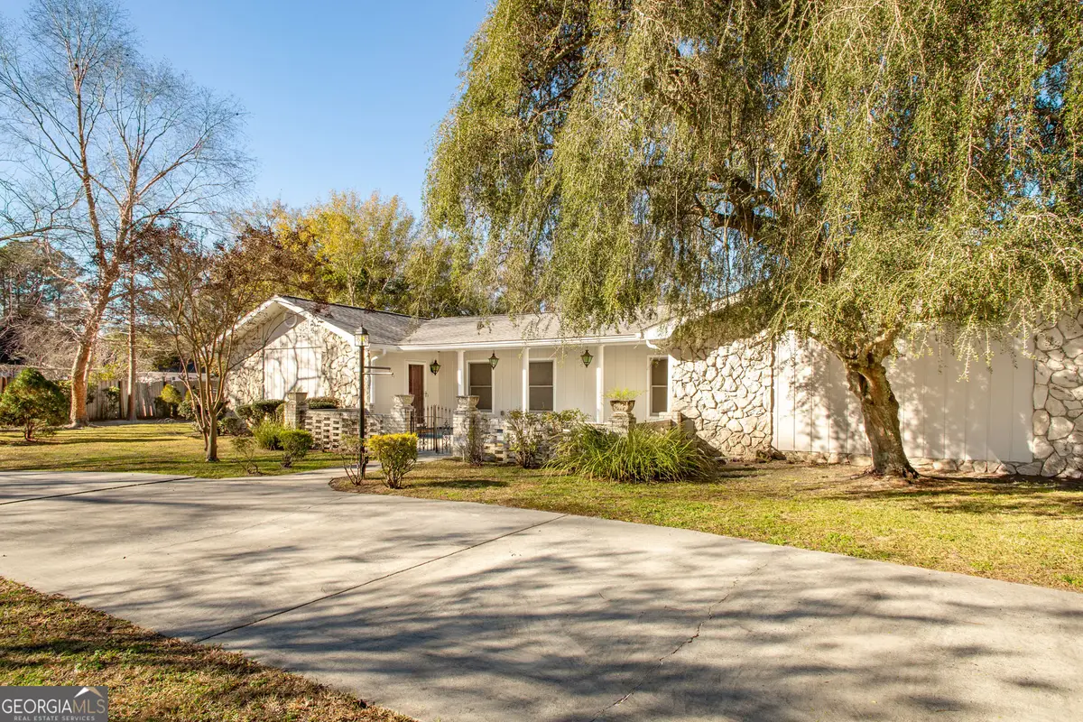 1285 Lynn Drive, Waycross, GA 31501 - Image #1