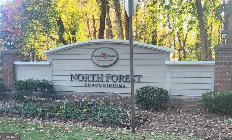 2105 N Forest Trail Ne, Dunwoody, GA 30338 - #2