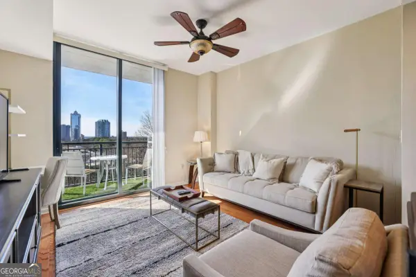 3040 Peachtree Road Nw #606, Atlanta, GA 30305