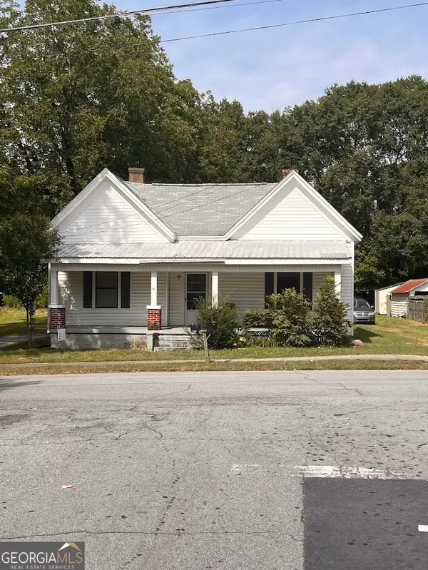 18 E New Street, Winder, GA 30680