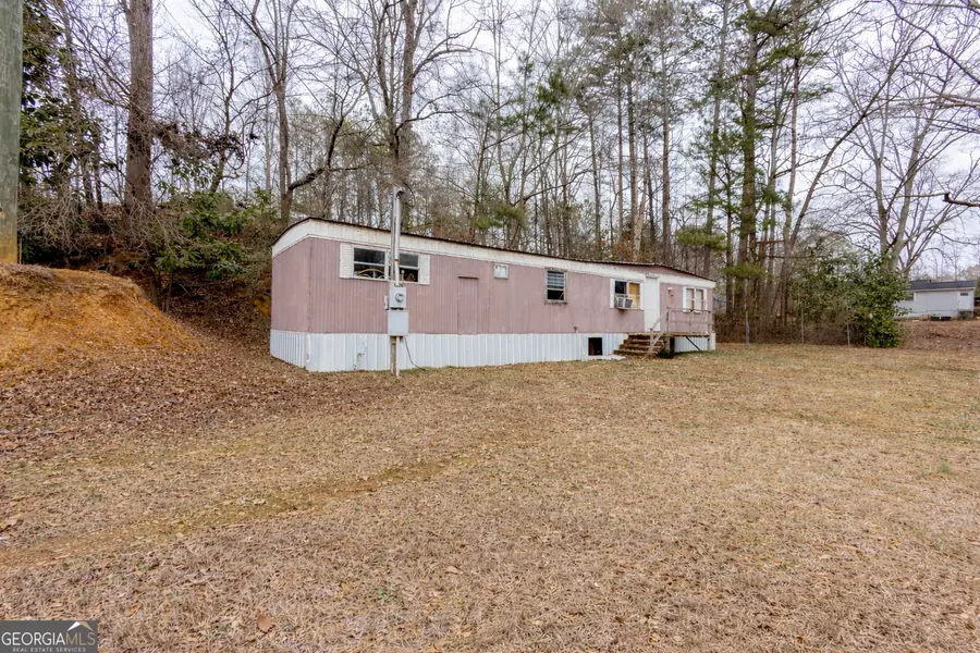 174 Brown St, Heflin, AL 36264 - #3