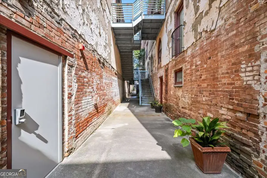 330 Peters Street Se #105, Atlanta, GA 30313 - #2