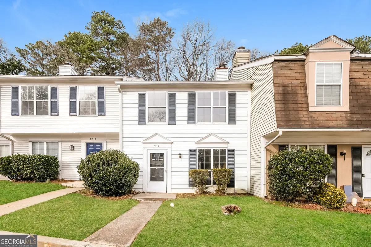 5713 Wells Circle, Stone Mountain, GA 30087 - Image #1