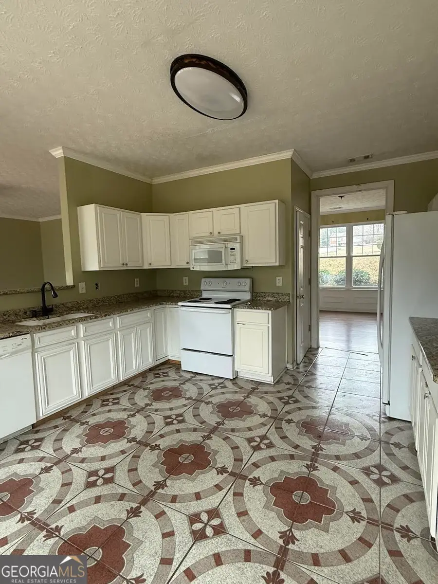 965 Trotters Farm Road, Fairburn, GA 30213 - #2