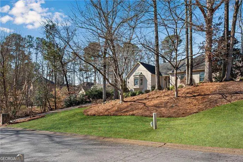 3291 Coachmans Way Ne, Roswell, GA 30075 - #3