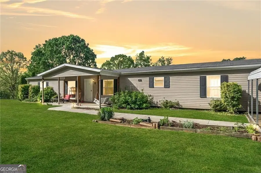 1575 Davis Road W, Fairmount, GA 30139 - #2