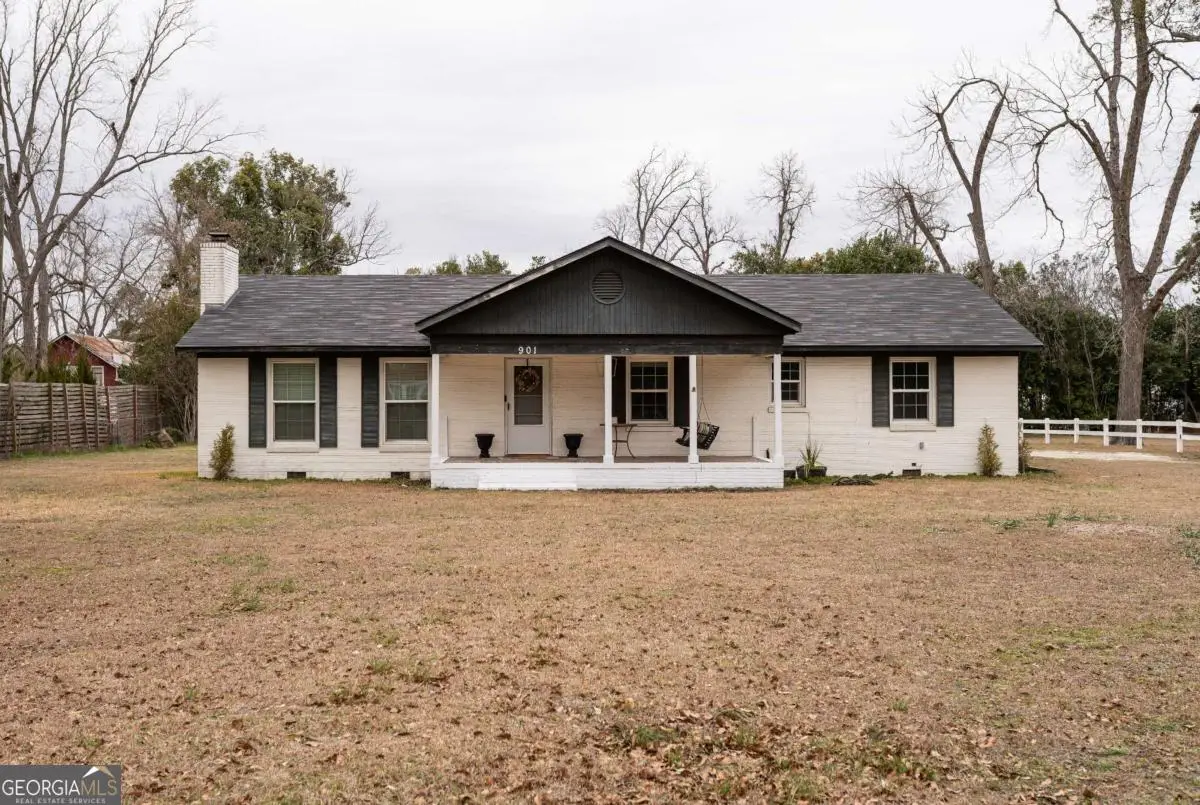 901 E Waring Street, Waycross, GA 31501 - #1