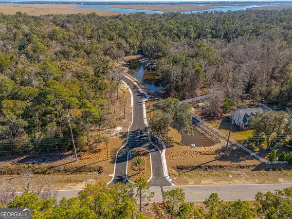 123 Canopy Lane, St. Simons, GA 31522