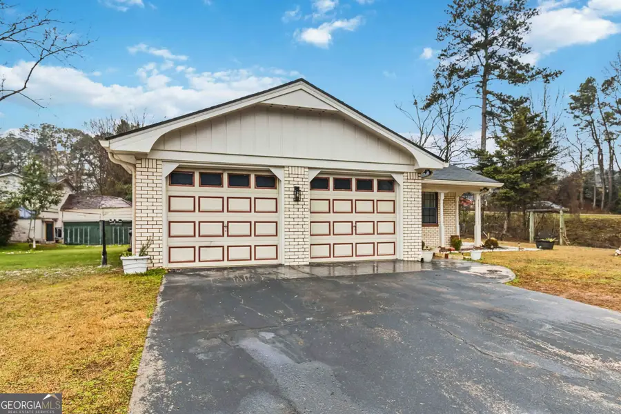 1677 Ridgeview Drive Nw, Conyers, GA 30012 - Image #2