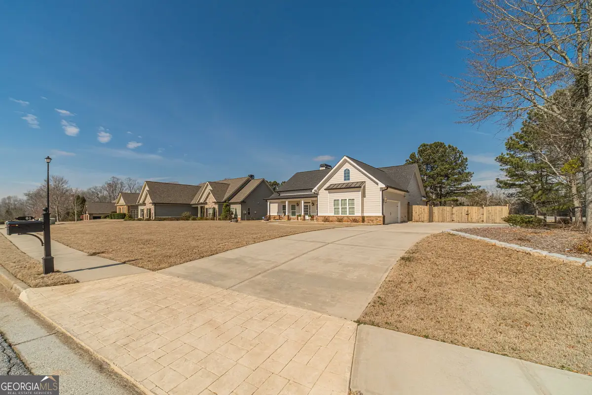 2301 Twin Oak Place, Monroe, GA 30656 - #1