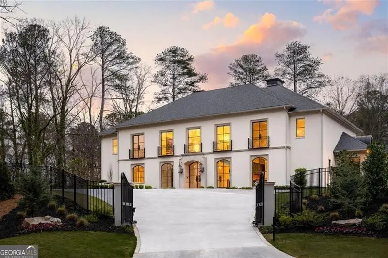 5245 Kenbrook Way, Sandy Springs, GA 30327 - #2