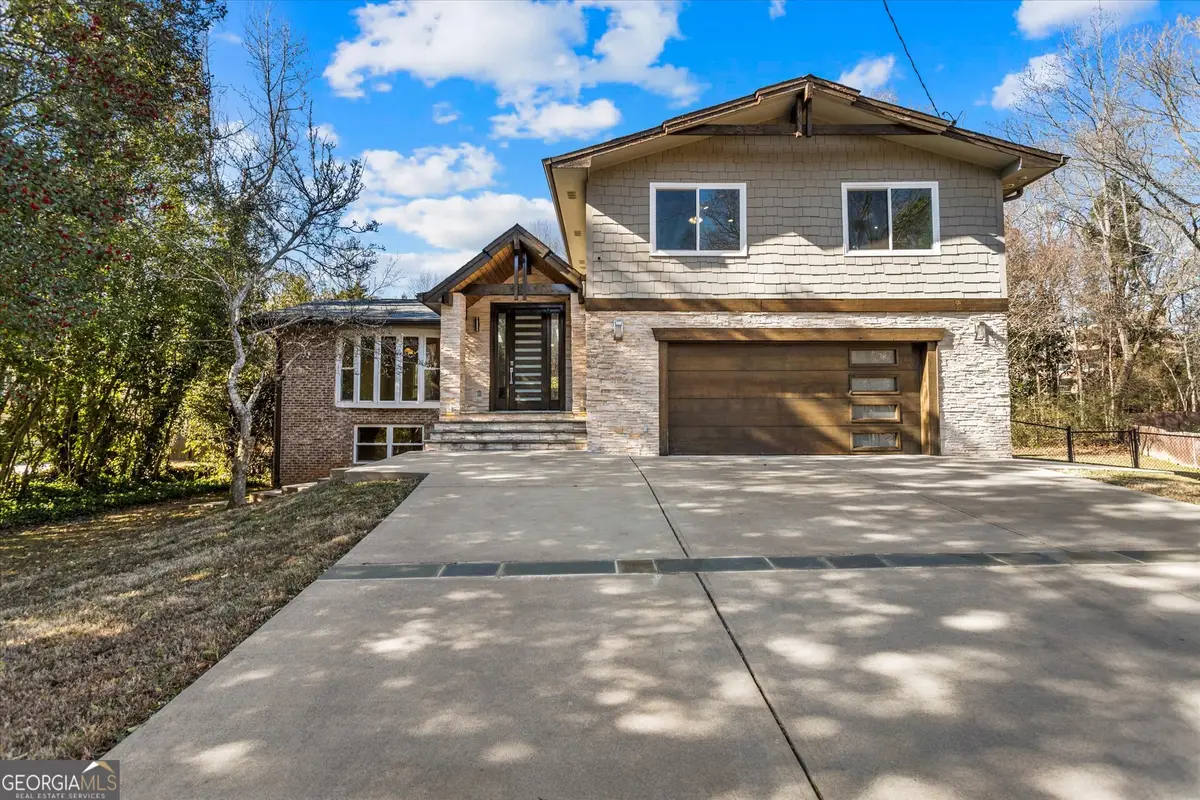 2116 Strasburg Court, Dunwoody, GA 30338 - Image #1