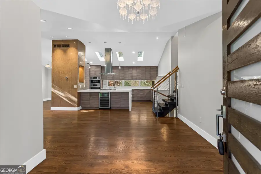 2116 Strasburg Court, Dunwoody, GA 30338 - Image #3