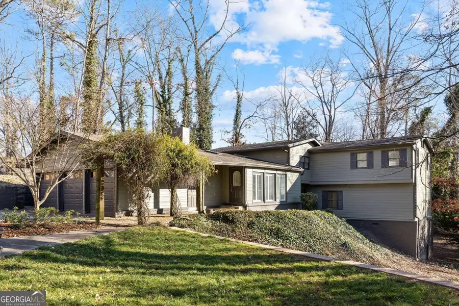 565 Timberland Drive, Atlanta, GA 30342 - #2