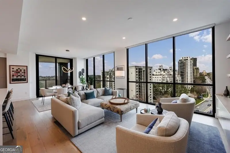 2425 Peachtree Road Ne #1401, Atlanta, GA 30305 - #2