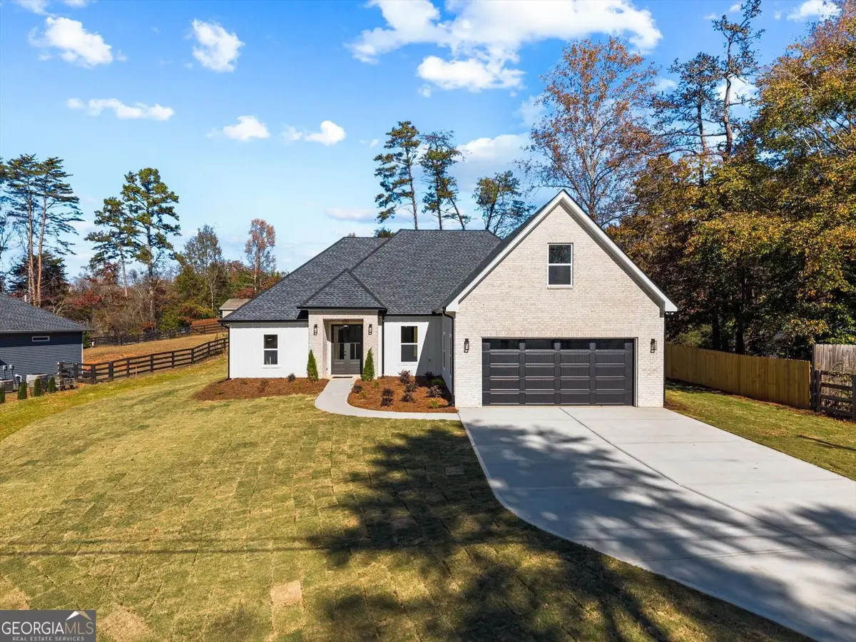 3715 Cameron Circle, Gainesville, GA 30506 - #1